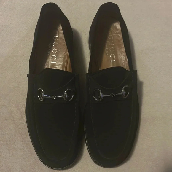 Gucci Men's Black Horsebit Suede Lug Loafers - Picture 2 of 13